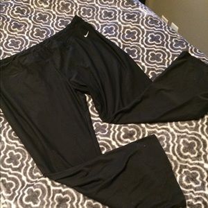 Nike wide leg Capri pants
